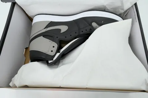 Air Jordan 1 High Shadow – photo 8