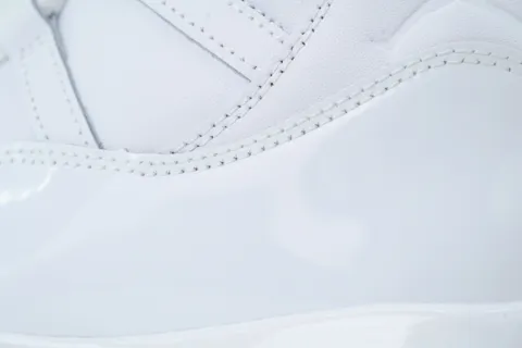 CDG x Air Jordan 11 White – photo 5
