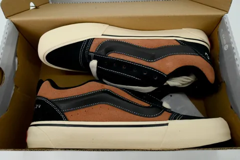 Disney x Vans Knu Skool Scar – photo 8