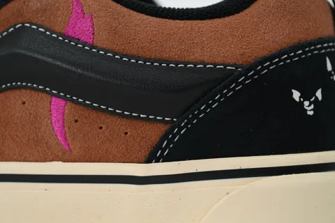Disney x Vans Knu Skool Scar – photo 5