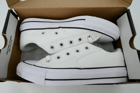 Converse Chuck Taylor All Star Low Malden Street - White – photo 8