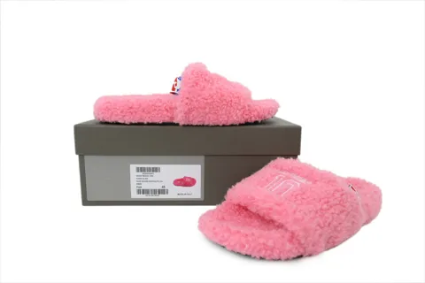 NBA x Balenciaga Furry Slide Pink – photo 8