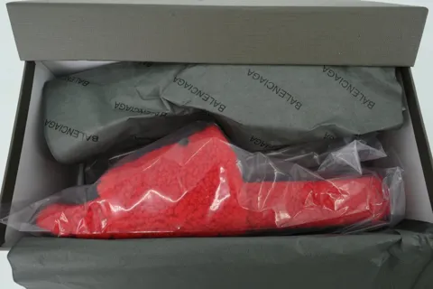 NBA x Balenciaga Furry Slide Red – photo 9