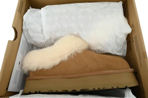 UGG Tazz Chestnut – photo 8