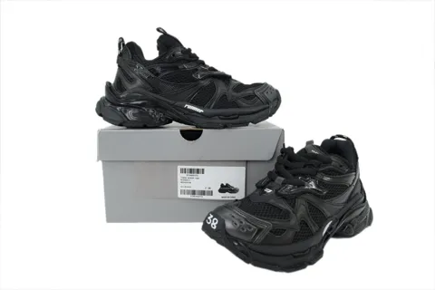 Balenciaga Runner 2.0 Triple Black – photo 7