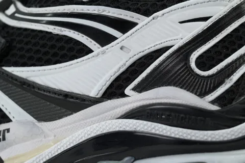 Balenciaga Runner 2.0 Black White – photo 5