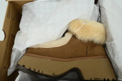 UGG Boots Chestnut – photo 8