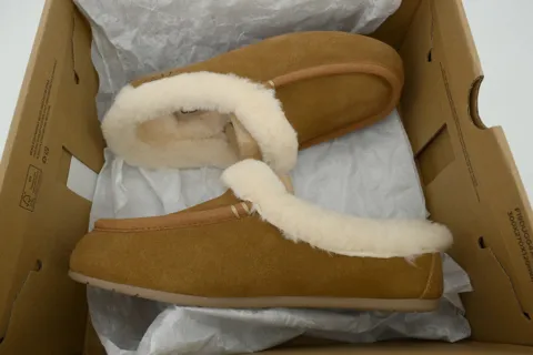 UGG Slides Chestnut – photo 8