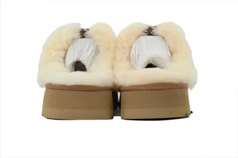 UGG Slides Chestnut – photo 3