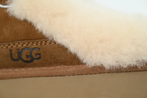 UGG Lowmel Chestnut – photo 5