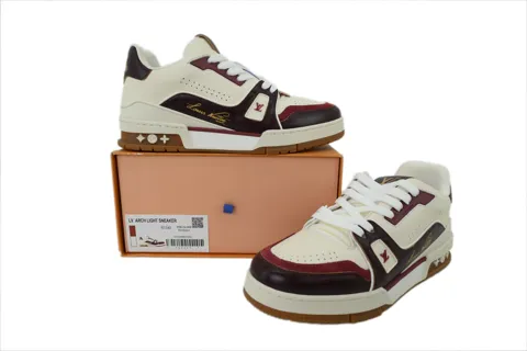 Louis Vuitton Trainer White/Burgundy – photo 7