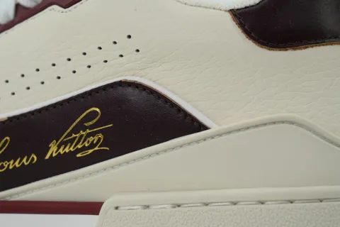 Louis Vuitton Trainer White/Burgundy – photo 5