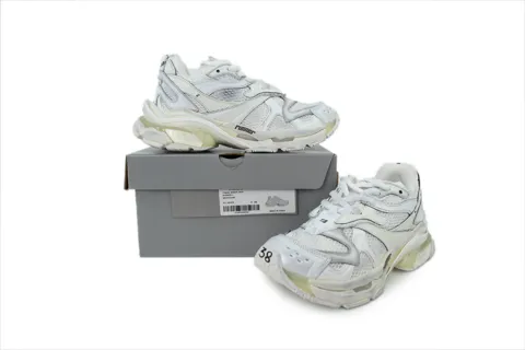 Balenciaga Runner 2.0 Beige – photo 7