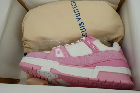 Louis Vuitton Trainer Pink Denim – photo 8