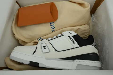 Louis Vuitton Trainer Black/White – photo 8