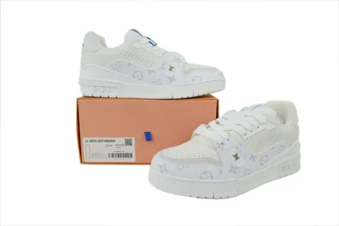 Louis Vuitton Trainer White Monogram – photo 7