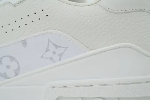Louis Vuitton Trainer White Monogram – photo 5