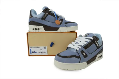 Louis Vuitton Trainer Blue Suede – photo 7