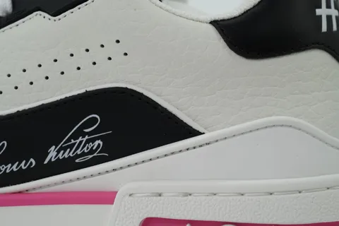 Louis Vuitton Trainer Pink – photo 5