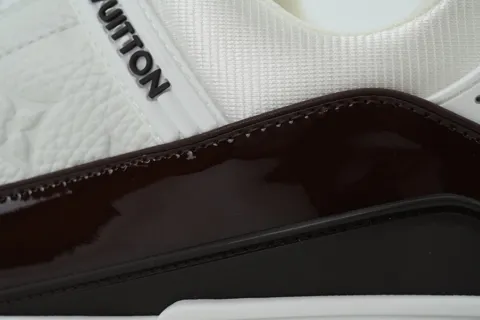 Louis Vuitton Trainer Brown Patent – photo 5