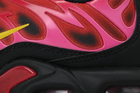 Supreme x Nike Air Max Plus University Red – photo 5